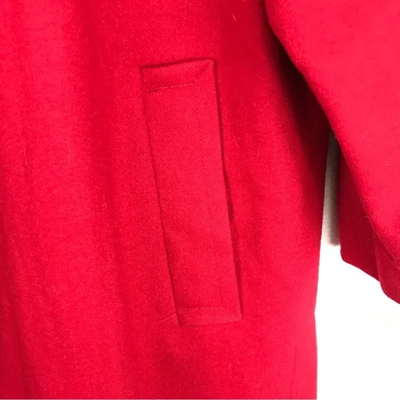 MALLI MARI Vintage 90’s Finland Red Wool Coat Fully Lined Gold Crest Buttons XL - Picture 5 of 8